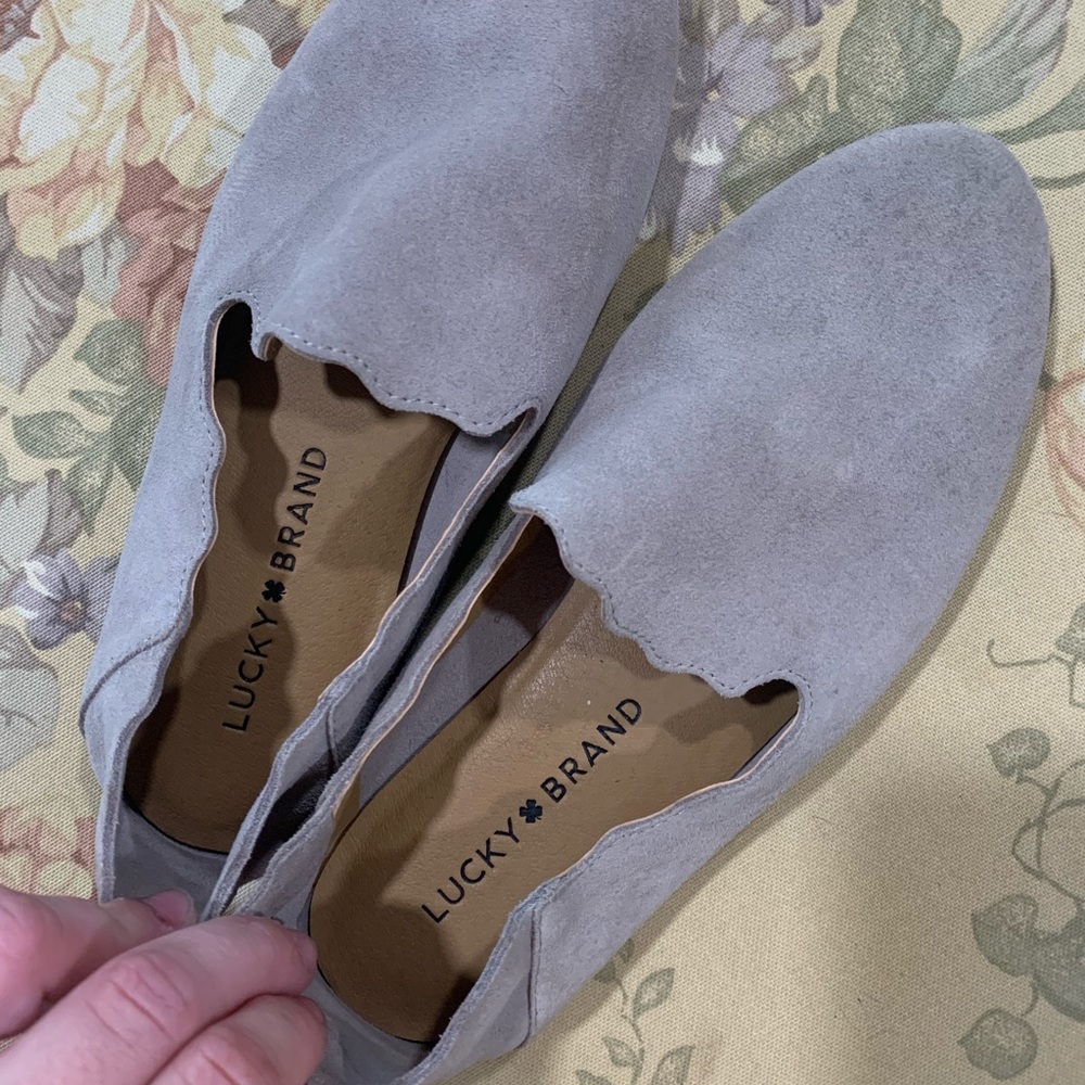 Lucky brand suede flats